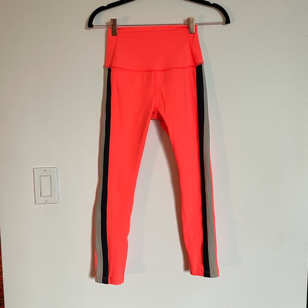 SPLITS 59 - brand new leggings